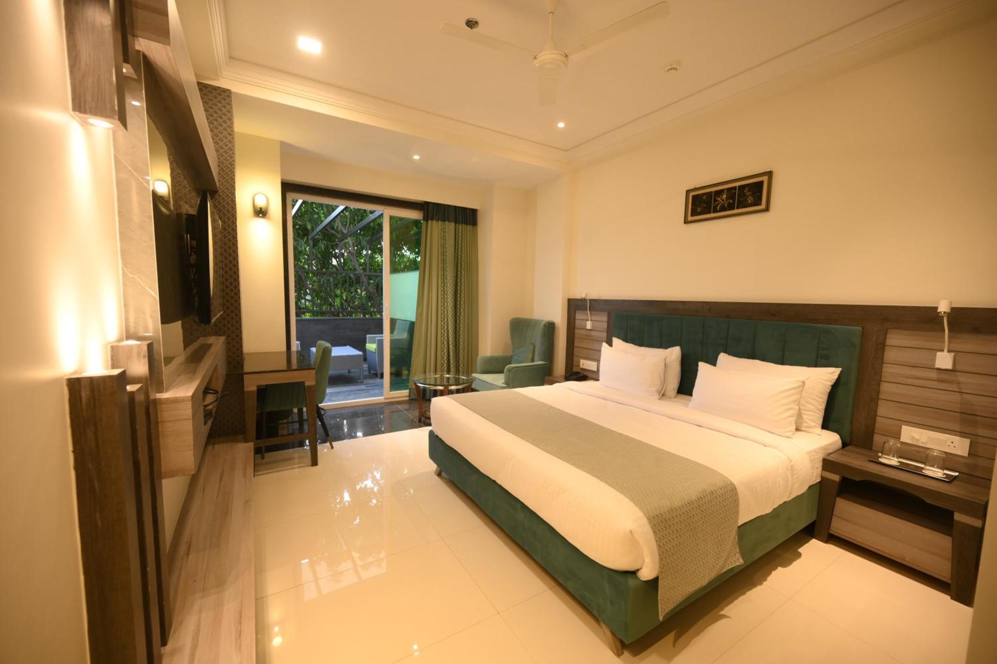 The Mudra Hotel Варанаси Екстериор снимка