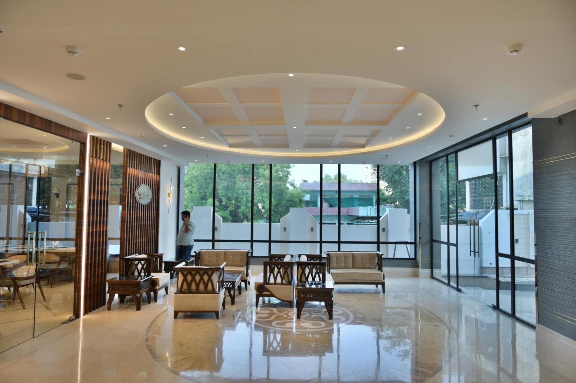 The Mudra Hotel Варанаси Екстериор снимка